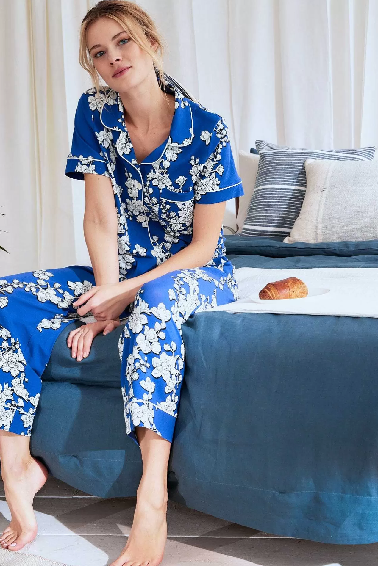 Cropped Sets*Bedhead Pajamas Navy Shadow Blossom Short Sleeve Cropped Stretch Jersey Pj Set